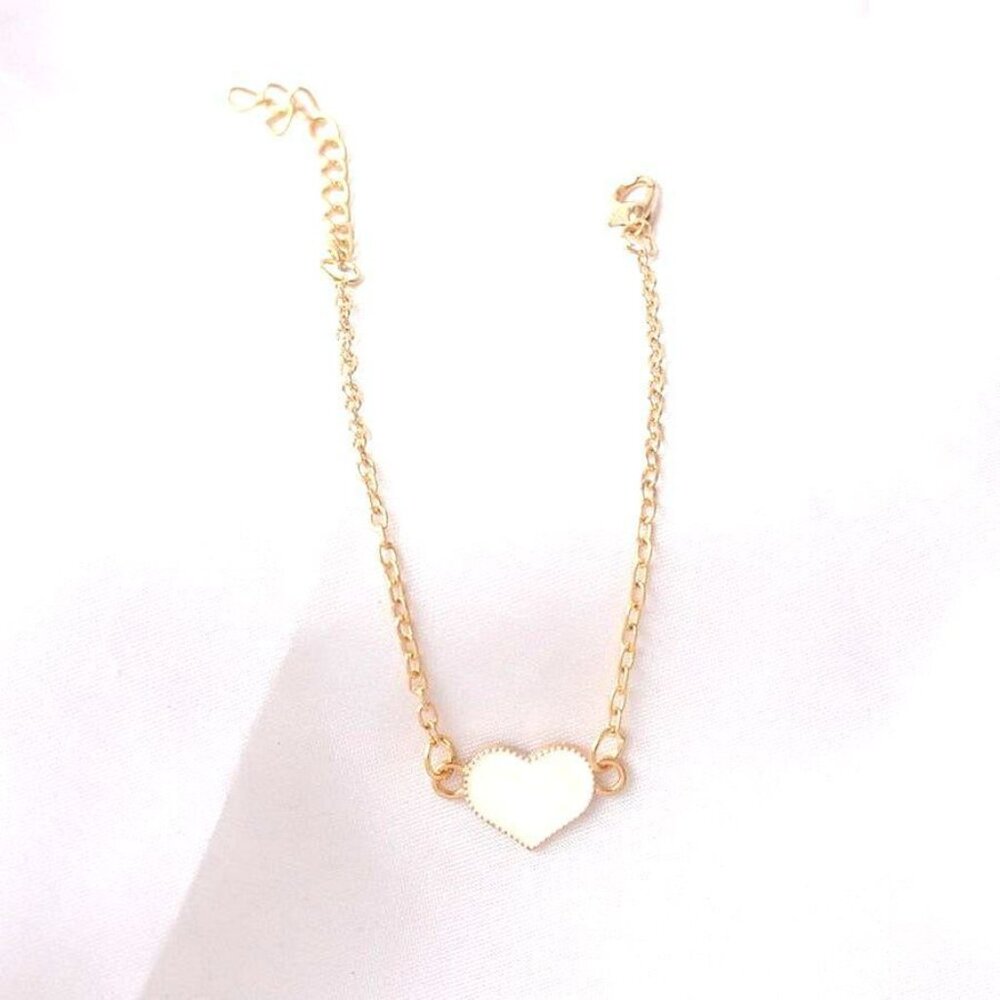 Kylie Anna Marie Sweet Heart Minimalist Bracelet Creamy White Gift Packaged - Picture 9 of 9